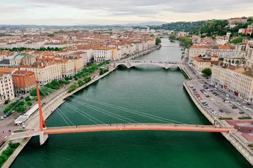 Immeuble de rapport en périphérie lyonnaise : quelles opportunités pour les investisseurs ?