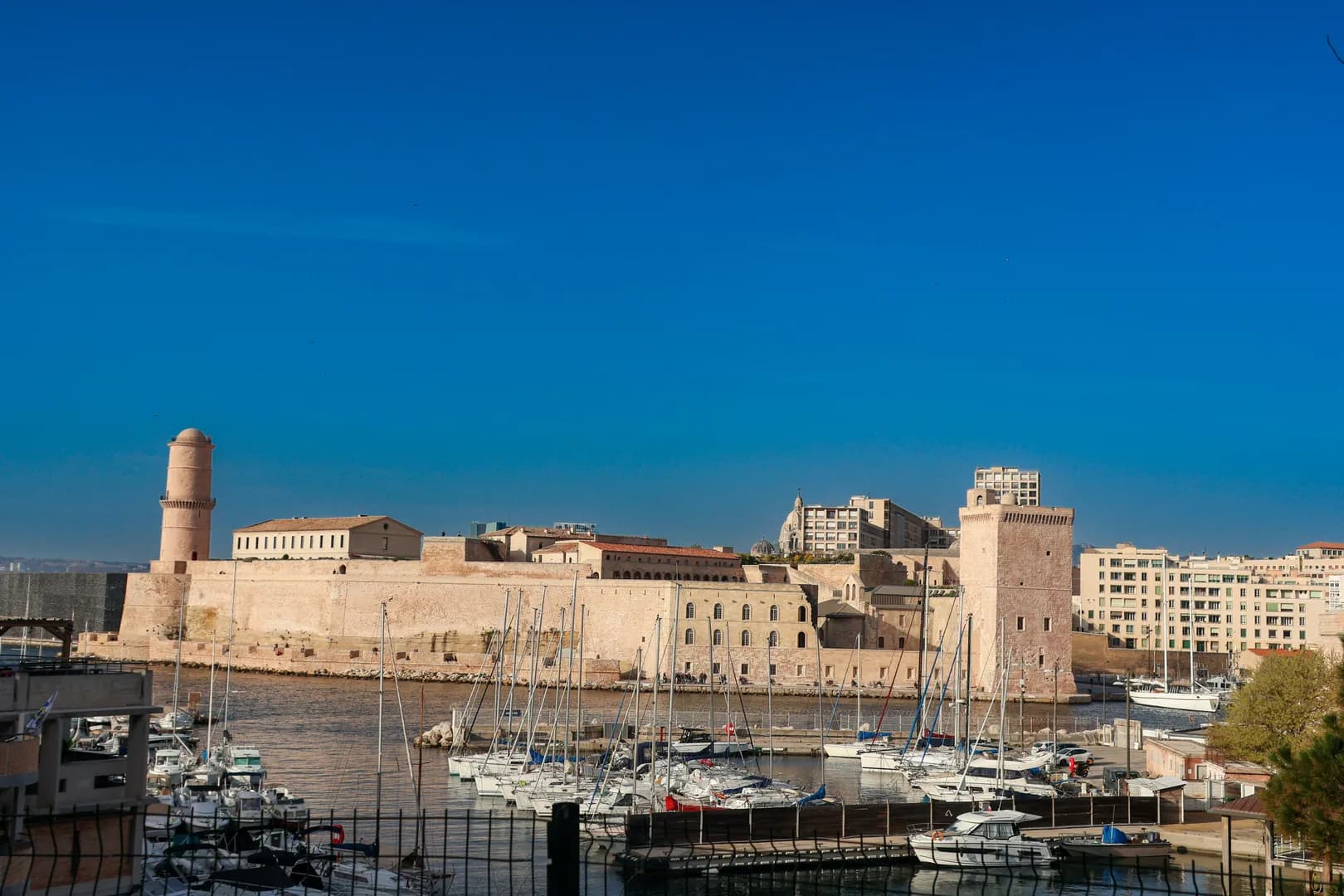 Comprendre le statut LMNP et ses avantages à Marseille