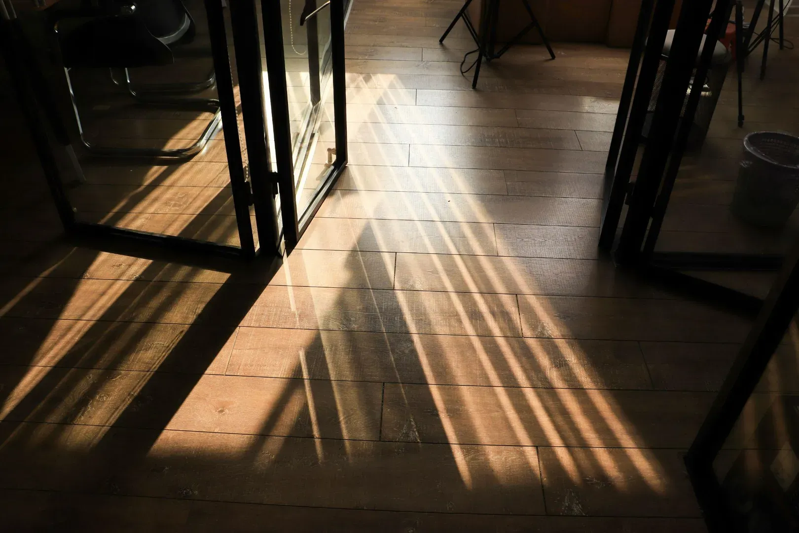 Comment rénover le parquet de son logement ?
