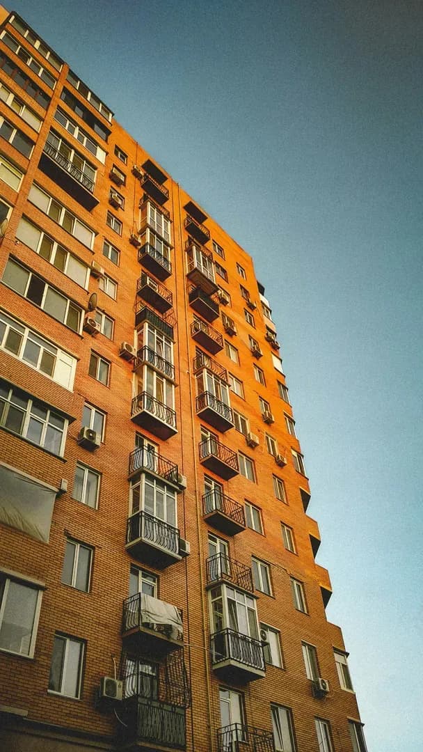 Les logements bouilloires : un sujet brûlant bientôt débattu à l’Assemblée nationale ?