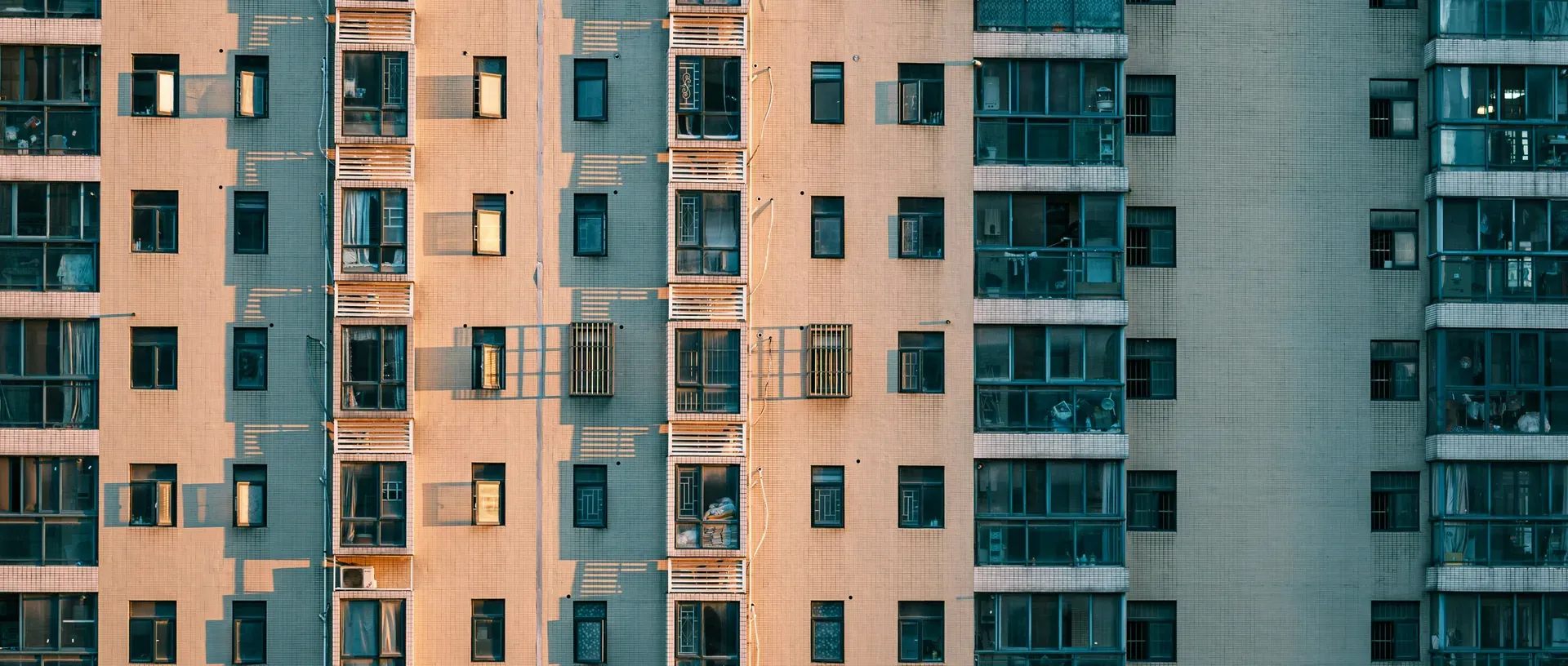 État des lieux de sortie : que faire si le locataire coupe l’électricité ?